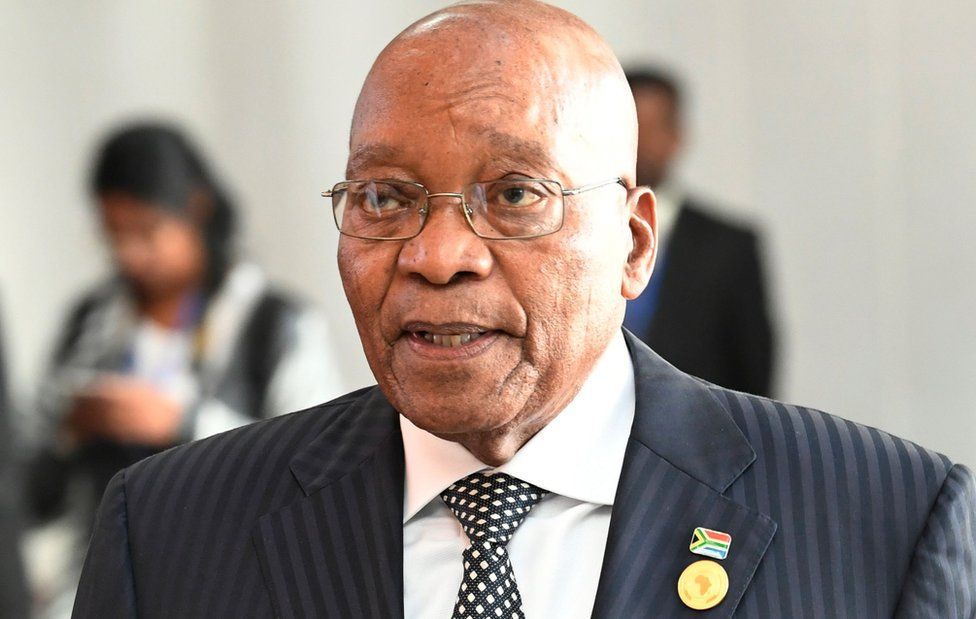 Zuma diz-se pronto a ser &quot;o primeiro prisioneiro&quot; do TC sul-africano -  Luanda Post