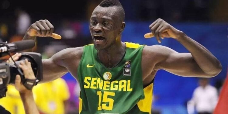 Pape Badji reforça Petro de Luanda