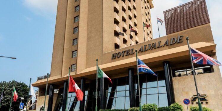 Trabalhadores do Hotel Alvalade queixam-se de maus-tratos