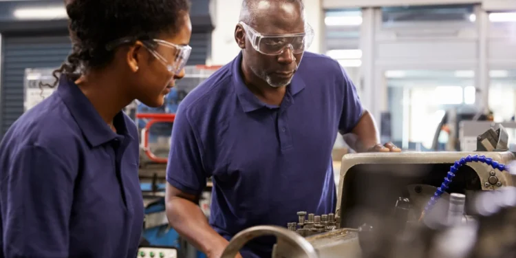 Seguro de acidentes de trabalho passa a ser obrigatório nos contratos Públicos