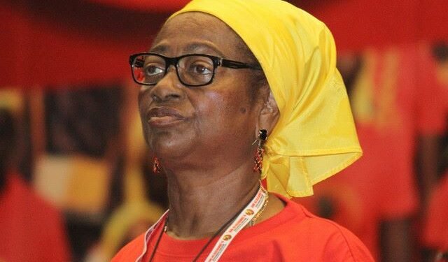 Aos 77 anos de idade, Luzia Inglês está de volta ao parlamento