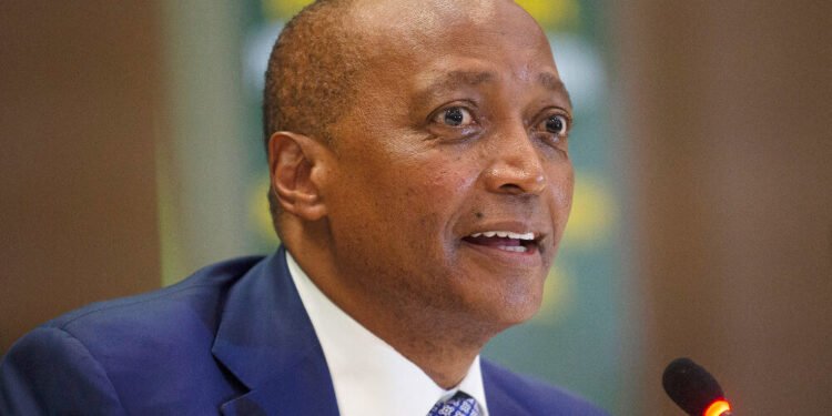 Patrice Motsepe: De magnata da mineração a potencial candidato presidencial sul-africano