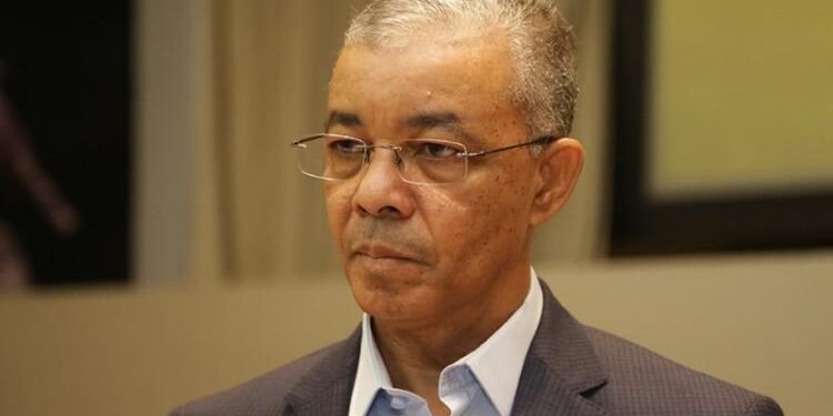 Antigo PCA da Sonangol entre os gestores homenageados pelos 50 anos da Independência