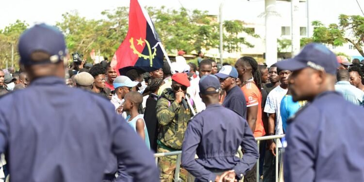 Organizações de defesa dos direitos humanos responsabilizam João Lourenço pelas mortes nos tumultos