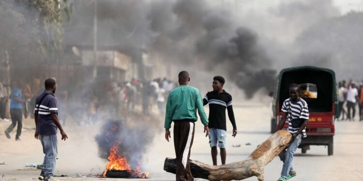 Empresas vandalizadas nas manifestações do fim de Julho começam a ser ressarcidas
