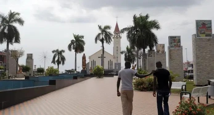 Activistas pedem em Bruxelas apoio para a independência” de Cabinda