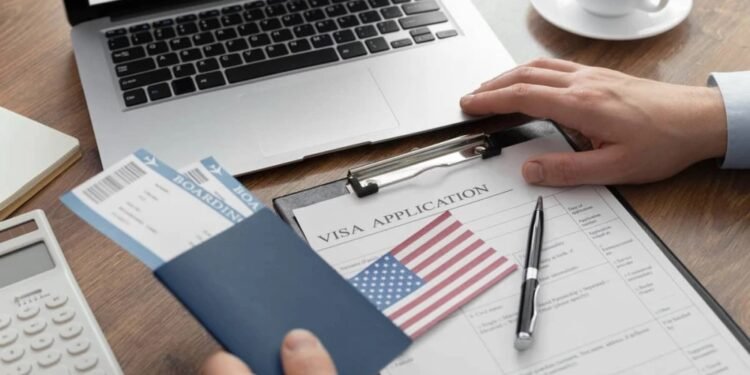 EUA anunciam países que terão que pagar 15 mil dólares para obter visto; Angola fica de fora