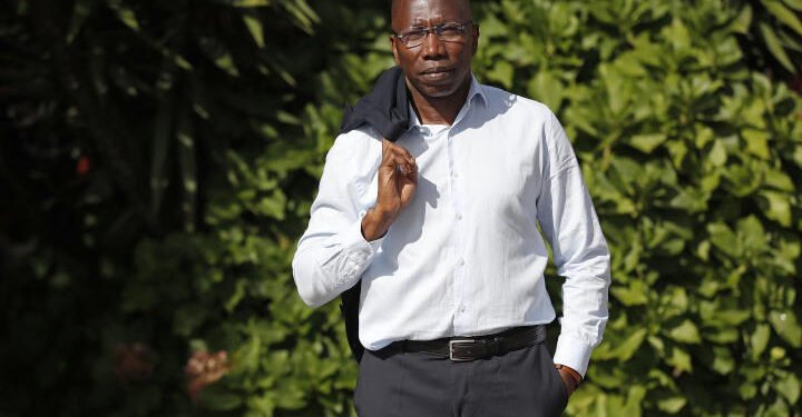 Simões Pereira regressa a Bissau como candidato a Presidente da República