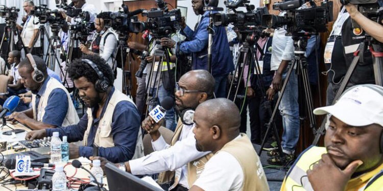 Tribunal de Luanda suspende greve dos jornalistas