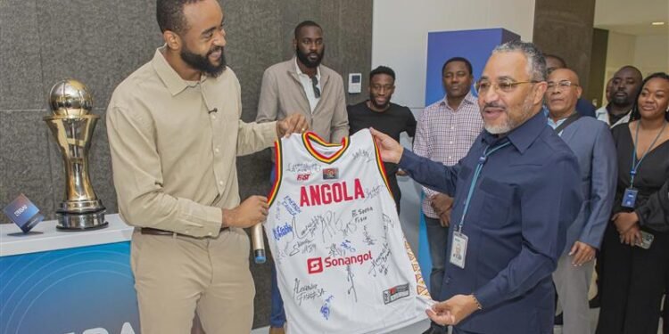 BAI homenageia Campeões Africanos de Basquetebol