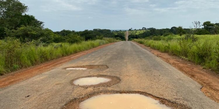 Está cada vez mais difícil viajar em Angola e quem perde é a economia