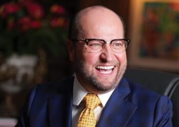 Quem é Nelson Willians, o advogado blogueirinho alvo da justiça brasileira