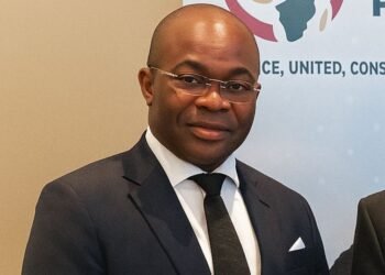 Tribunal do Centro Financeiro do Dubai congela contas de gestor angolano