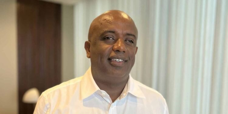 Autoridades bloqueiam contas de empresário eritreu e seguem rasto do dinheiro em outros bancos