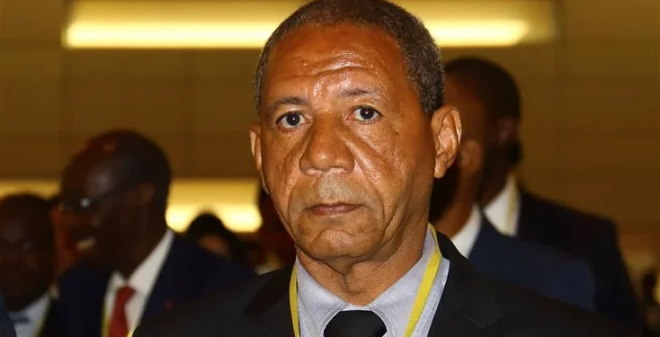 General Kopelipa pode ser condenado apenas pelo crime de tráfico de influência