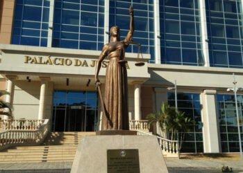 Governo  diz que greve dos oficiais de justiça é ilegal