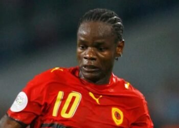 Akwá lamenta ausência de antigos jogadores no Angola-Argentina por falta de bilhetes