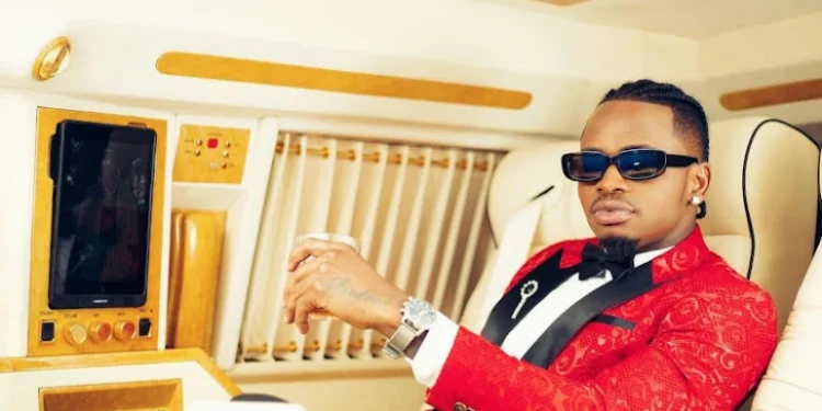 Músico tanzaniano Diamond Platnumz foge para Mombasa devido aos protestos na Tanzânia