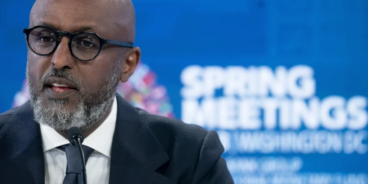 Abebe Selassie deixa cargo de director no FMI