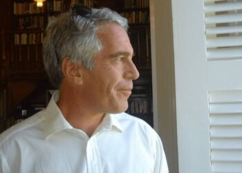 E-mails de Epstein com cerca de 200 referências a Angola