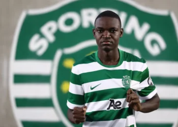 Do Girabola à Academia: Angolano Délcio Aurélio reforça Sporting