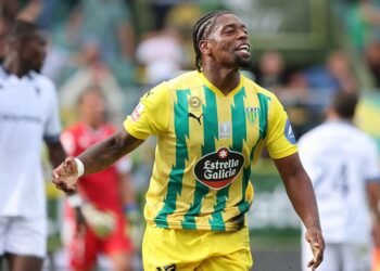 Luso-angolano Ivan Cavaleiro é reforço dos suíços do FC Zurique