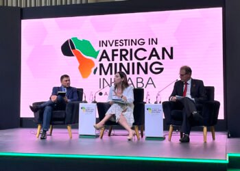 Banca angolana marca presença na Mining Indaba 2026