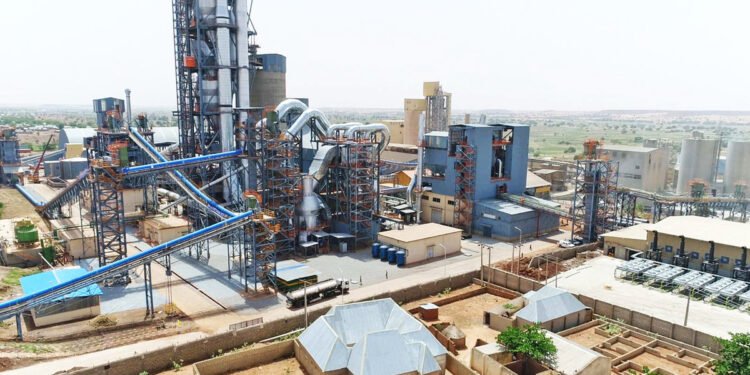 PROPIV: Consórcio Griner, Cimenfort e Mercons concentra 90 mil milhões Kz em incumprimento