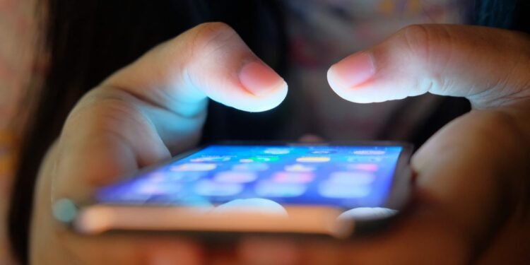 Como os países estão a redesenhar o acesso às redes sociais