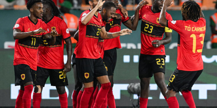 Angola e Ucrânia frente a frente: Dois ausentes do mundial em busca de prestígio